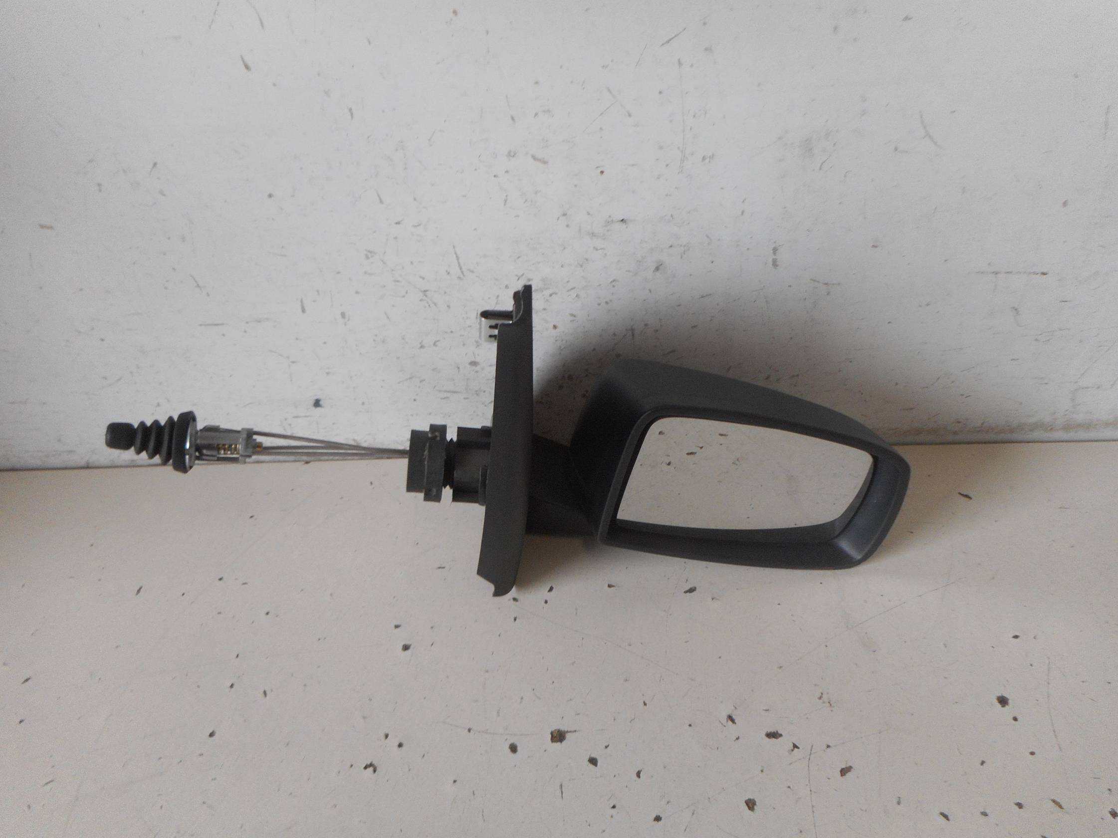 Retrovisore est. dx.